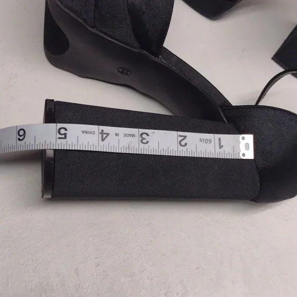 Dream Pairs Black Platform Shoes with High Chunky Heel and Thick Ankle Strap 9.5 - Picture 9 of 11